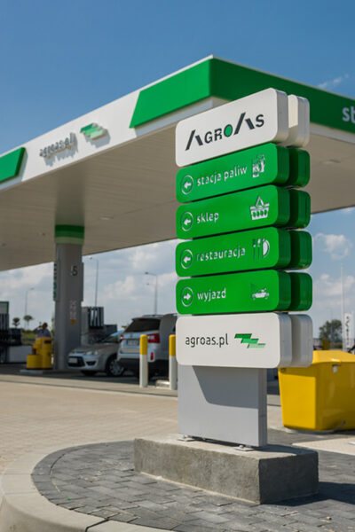 Pylon reklamowy dla okręgowej stacji kontroli pojazdów