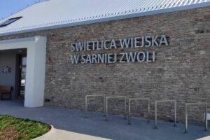 litery blokowe ze stali nierdzewnej